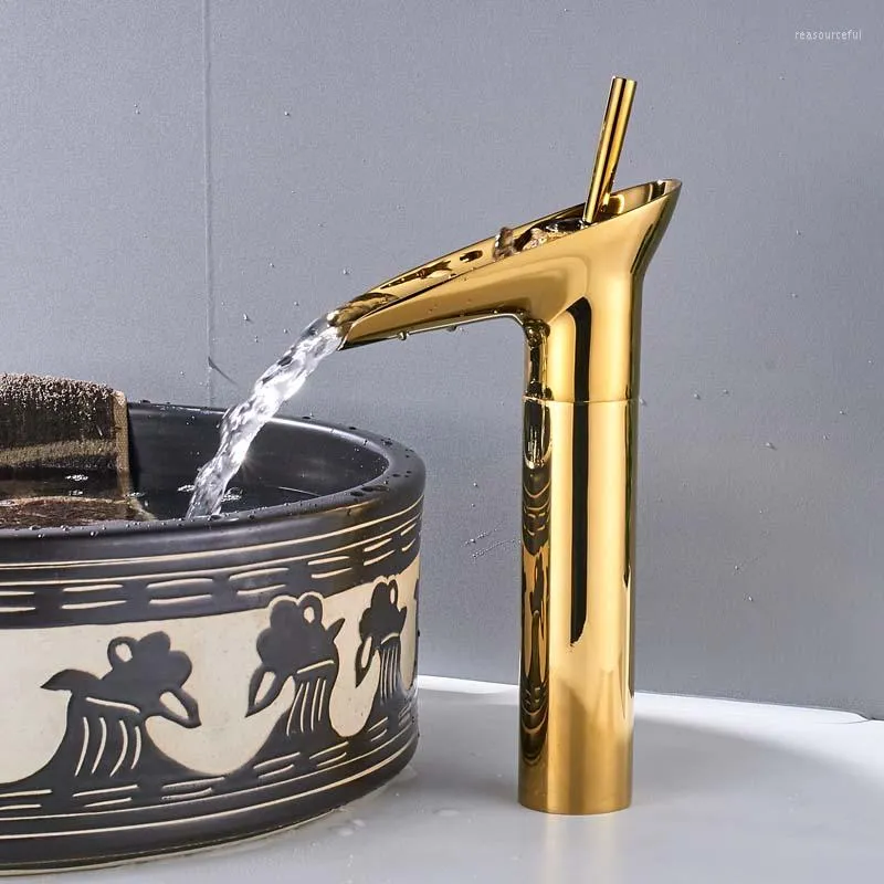 Bathroom Sink Faucets Luxury Gold Color Brass Basin Faucet Deck Mount Waterfall Single Handle One Hole Mixer Tap