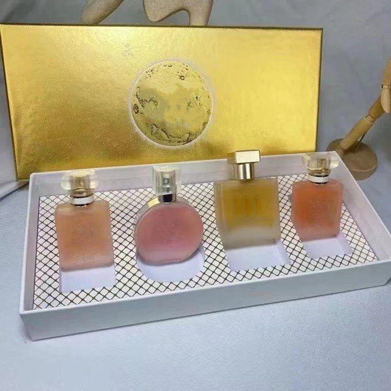 عطر هدية مهرجان 4pcs مجموعة البخور رائحة العطر للجنسين 4*25ML مجموعة العطور الزجاجية المصنفة للمرأة