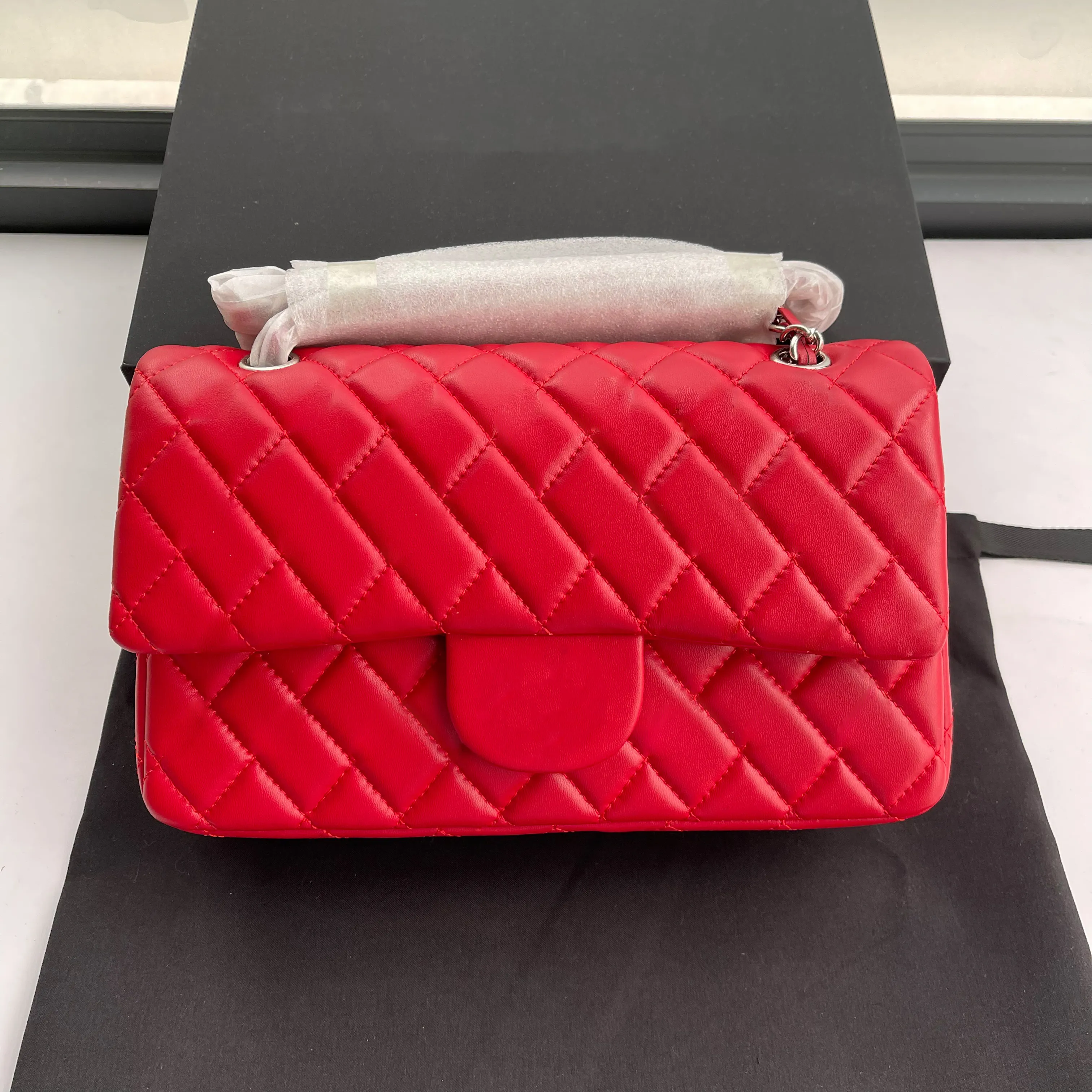 Designers väska kvinnor handväskor totes clutch klaff axel väskor cf klassiska berömda mode mini väskor reser crossbody woc jul axel plånbok tygväska