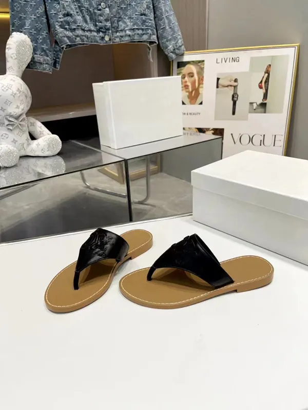 Inner sole store for sandals