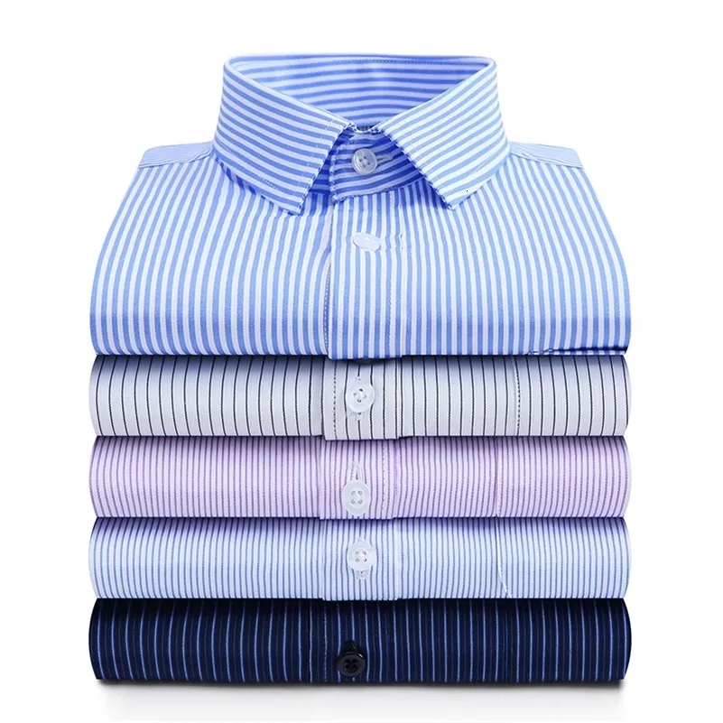 Chemises décontractées pour hommes Robe d'été pour hommes Chemise sociale à manches longues pour hommes Chemise à rayures bleues sans fer Chemise pour hommes élégante dans l'ensemble Chemise pour hommes 230412