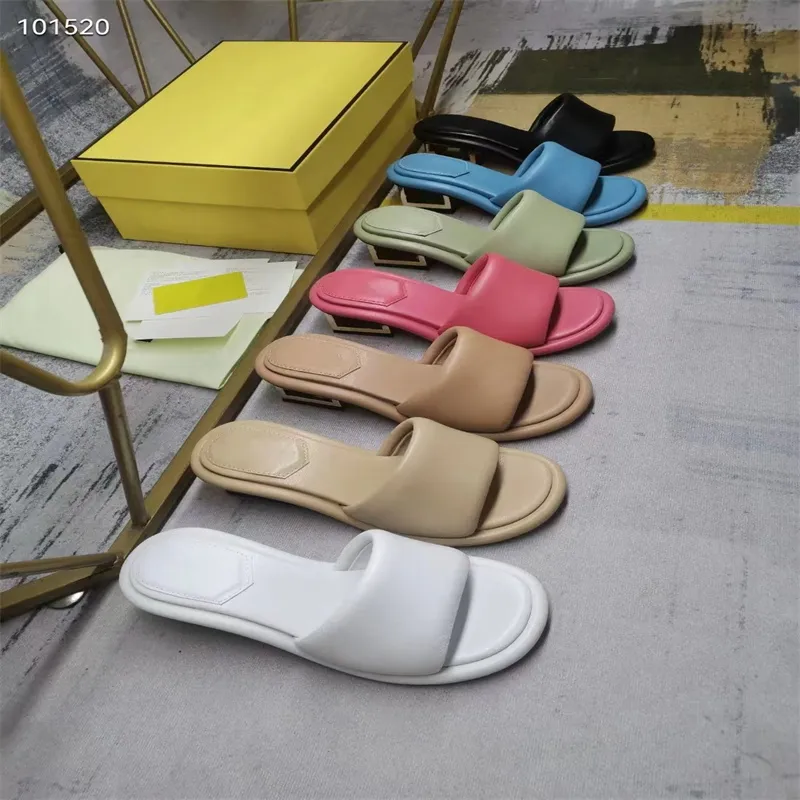 2023 sommar Ny bredbandssandal och tofflor Slides designer skor 100% fårskinn kvinnors sandaler och platta botten tofflor doc marten sandaler anpassade tofflor bröllop