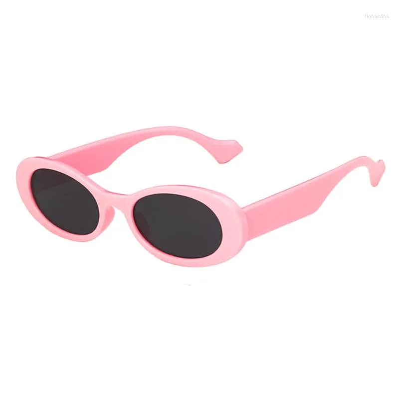 Occhiali da sole Vintage Fashion Oval Donna Uomo Designer Small Frame Travel Retro Pink Punk Occhiali da sole Shades UV400