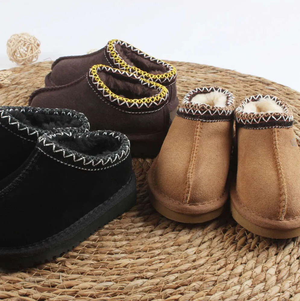 Pantofole per bambini Tasman per bambini uggies treccia Sandali Tazz Scarpe per bambini Ciabatte in pelliccia di castagno Pelle di pecora Shearling Classic Ultra Mini Boot Ciabatte invernali Scarpe australia b315