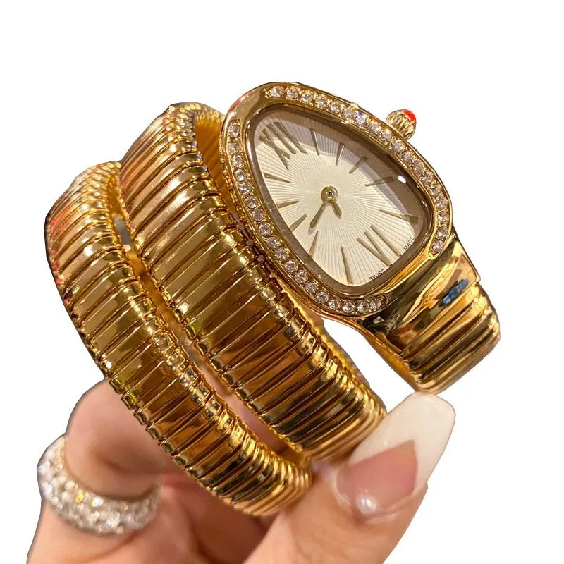 Relógio feminino de luxo Pulseira serpentina Relógio de temperamento feminino Relógio de alta marca com diamante Pulseira de aço inoxidável Ouro rosa Diamante Inset Presente de aniversário do dia dos namorados