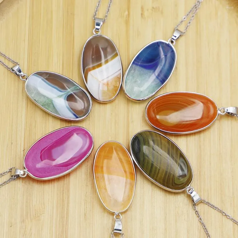 Collane con ciondolo Collana di agate di colore misto naturale Collana di pendenti ovali di onice Pietra Reiki Charms Creazione di gioielli Orecchini Accessori Commercio all'ingrosso