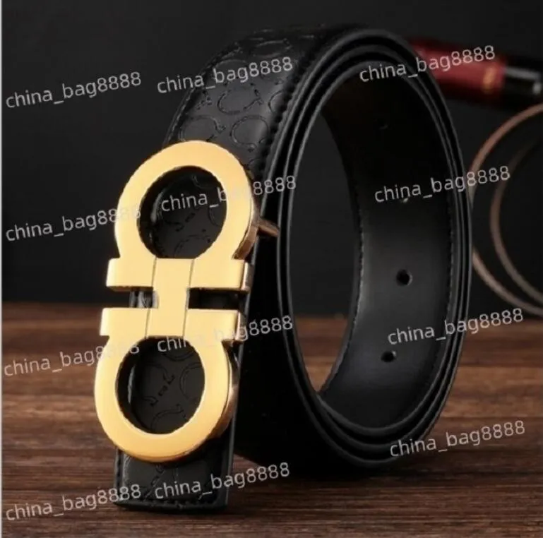 Ceinture de concepteur de ceintures Real Calfskin Men Femmes Strap en cuir CEinture Luxe Gold Silver Letter Boucle Borde de plus haute qualité Largeur de style classique avec boîte