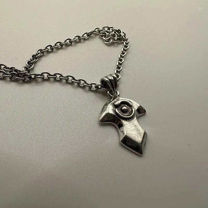 FINAL FANTASY XIV　FF14　アゼム　シルバーネックレス FINAL FANTASY XIV Silver Pendant <Azem's Crystal