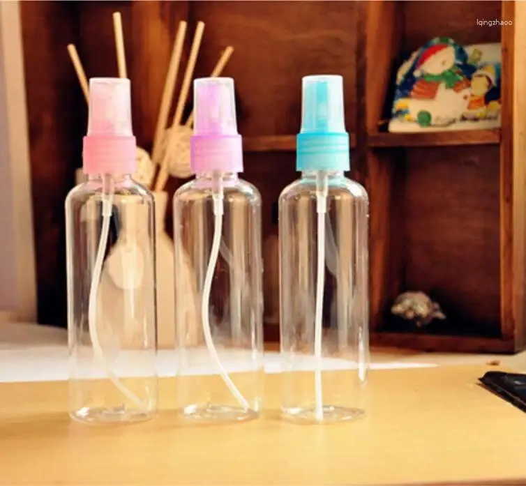 Lagringsflaskor 100 ml Atomisering av sprayflaskan påfyllningsbar liten vattning kan plastiska underflåliga kosmetiska 200 st