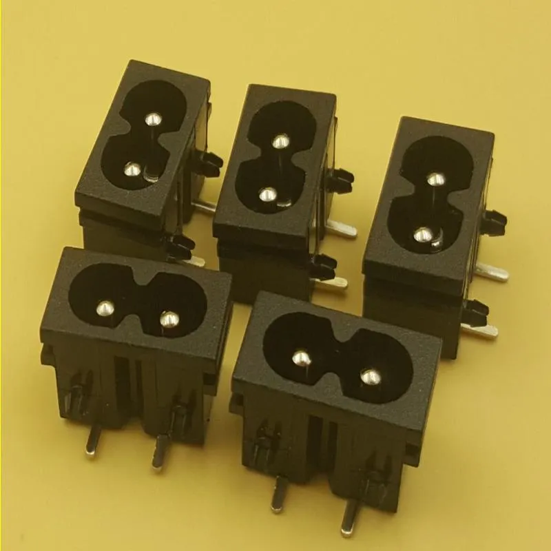 100 stuks zwarte stekker IEC320 C8 stopcontact connector AC 250 V 25A haakse Rpeki