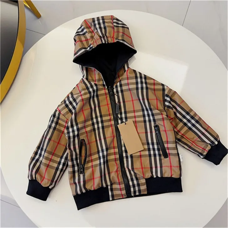 Autumn and winter new children's designer classic letter plaid patchwork coat cotton-padded clothing warm brand men's and women's clothing foreign trade all match A005