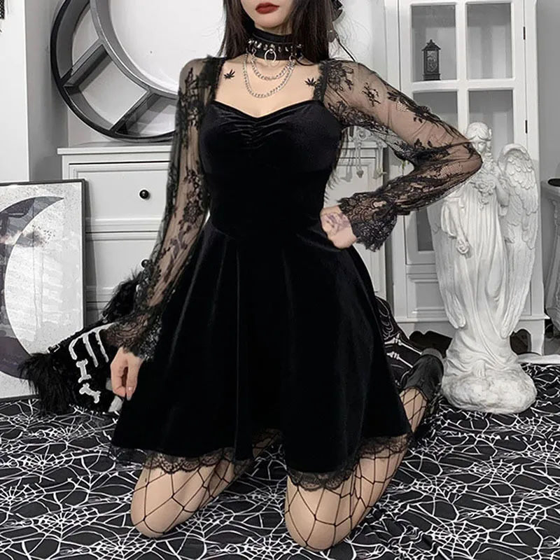 Vintage Gothic Lolita Black Lace Up Gothic Dress With Long Sleeves