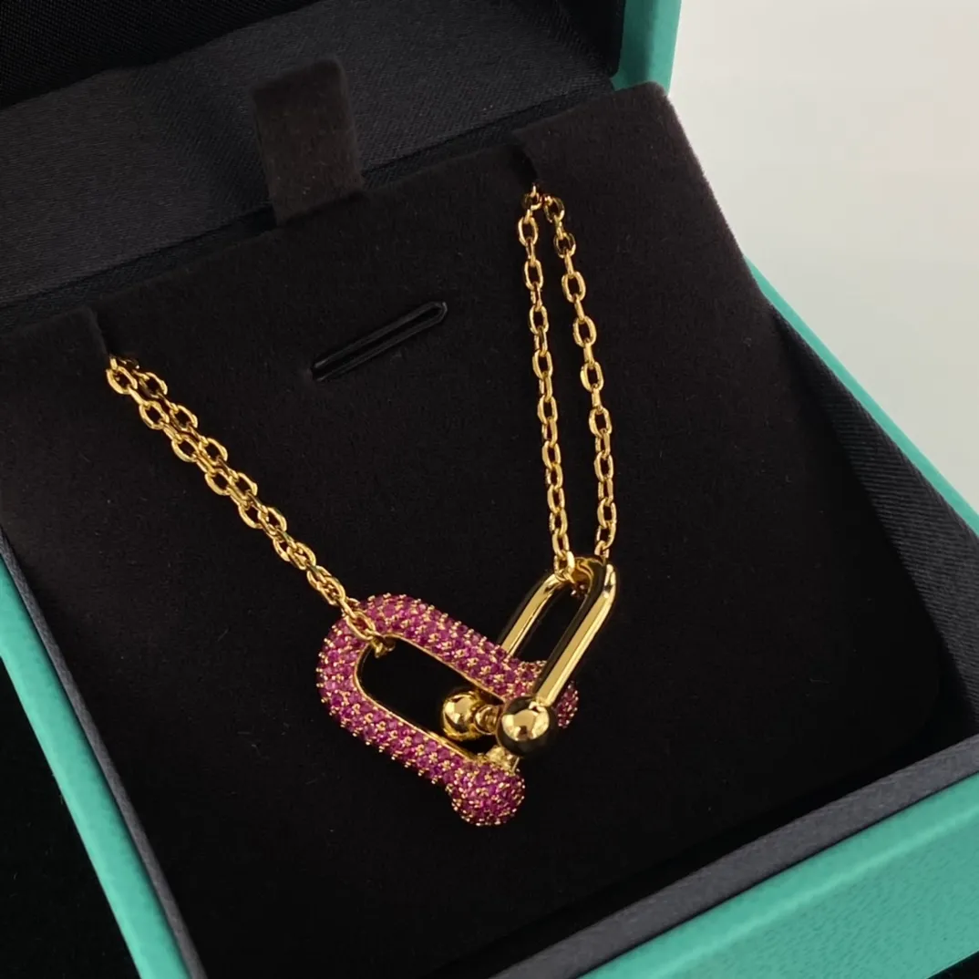 Lyxvarumärkesdesign 14K Gold Pink Zircon Horseshoe Necklace