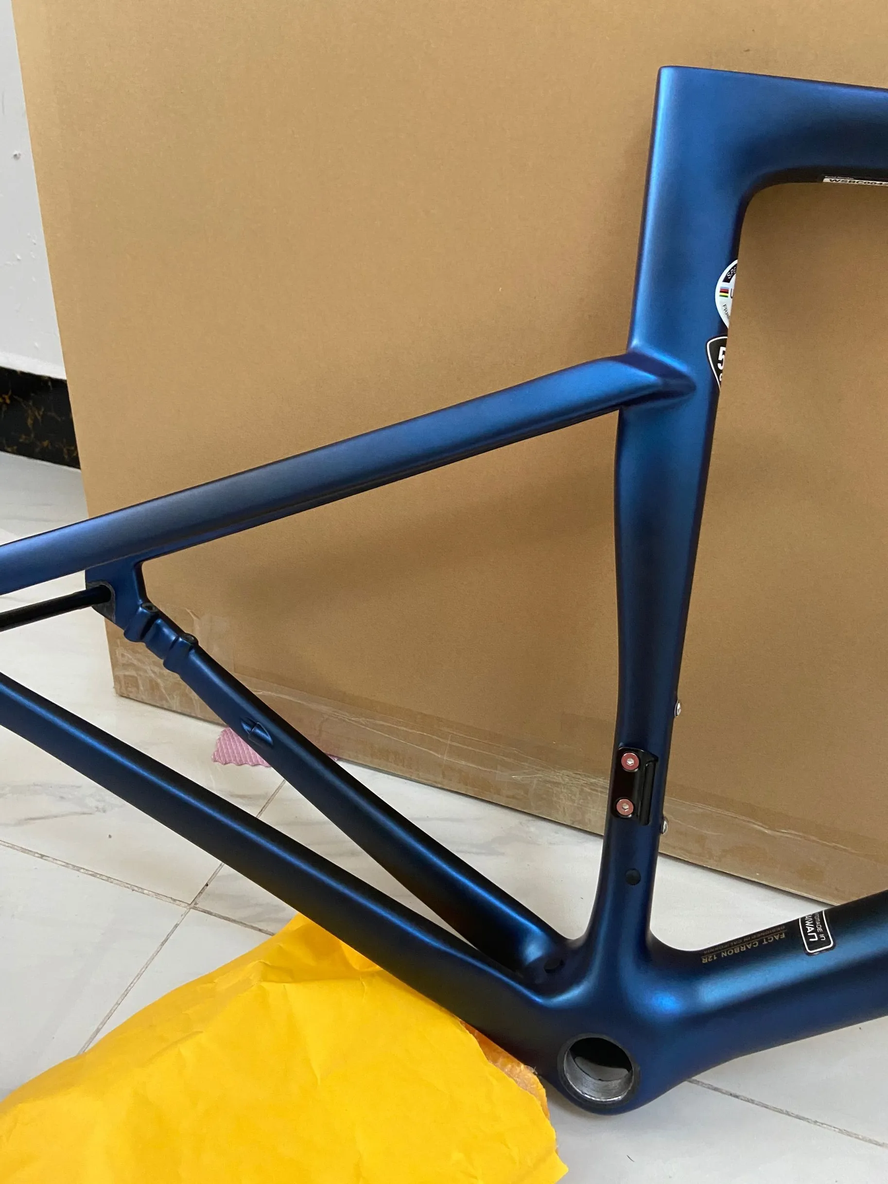 Light bike frames outlet