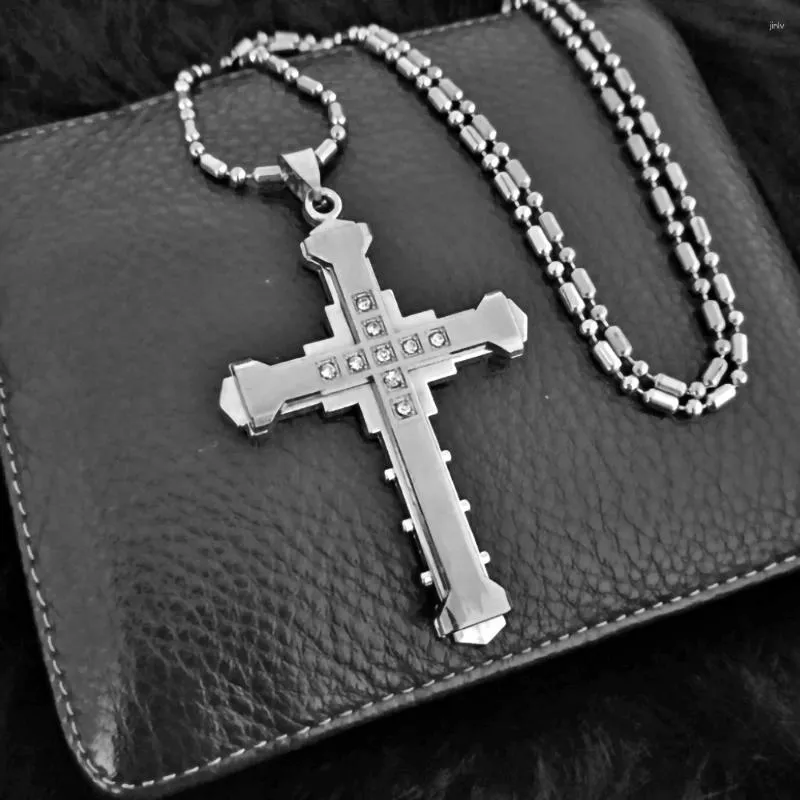 Pendant Necklaces Christian Cross Necklace Unique And Beautiful Exquisite Fashionable Titanium Steel