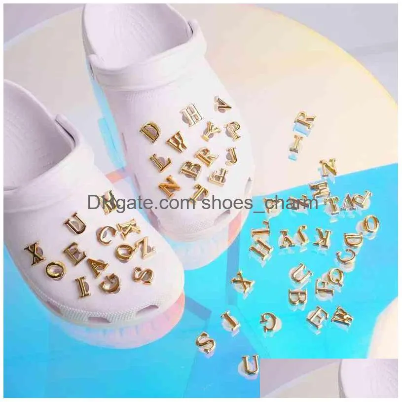 Akcesoria części butów 26 -częściowe złoto metalowe angielskie litery uroki designerskie buty DIY Deklaracja dla Croc Jibbi Clogs dla dzieci chłopcy w dhb8c