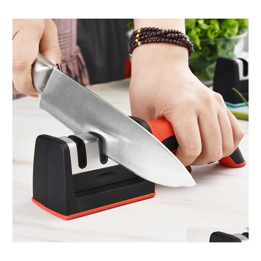 Sharpensers Knife Sharpener Handheld Mtifunction 3 Stages Typ Snabbvandringsverktyg med Nonslip Base Kitchen Knives Tillbehör GAD DHGFG