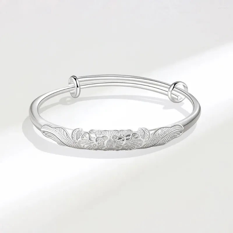 Bracciale NBNB 2023 arriva braccialetto fiore di peonia per le donne regalo di gioielli a mano per feste femminili romantiche regolabili in argento