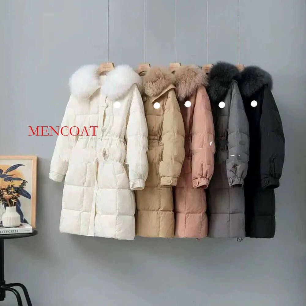 Veste à la duvet féminine et parka hiver nouveau designer longtemps en manteau de genou à capuche épaisse chaude grand col de fourrure coton de la marque de mode coton veste