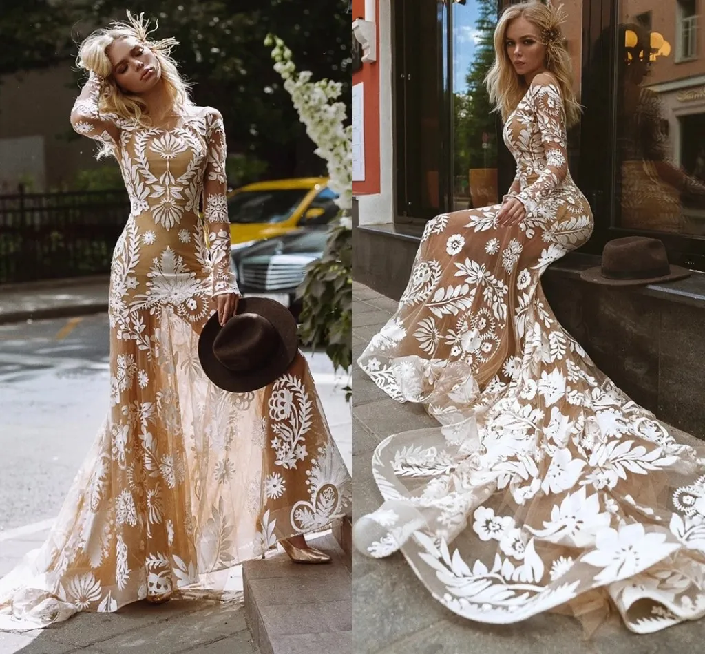 Champagne Tan Slip Gypsy Boho Vestidos de novia con manga larga Bordado Floral Encaje Sirena País Vestidos de novia