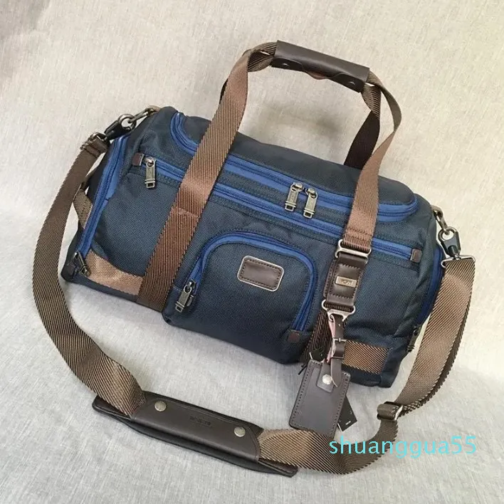 Designer-Duffel Bags Borsa a tracolla da uomo di grande capacità in nylon Borsa da viaggio d'affari casual Bagaglio a mano