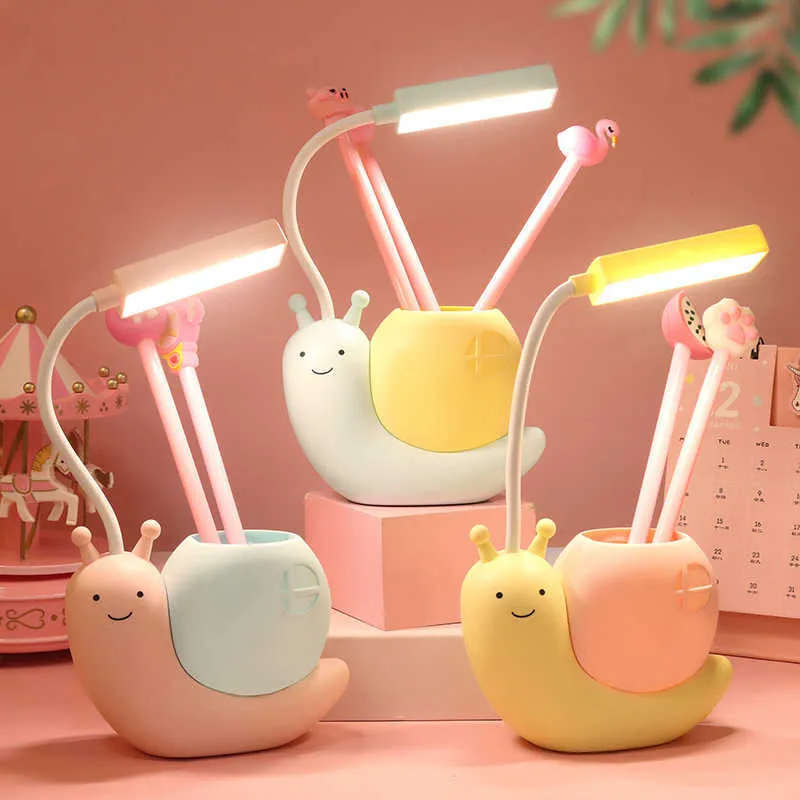 Lampade da scrivania Simpatica lampada da scrivania a LED portatile Lampada da tavolo ricaricabile USB per protezione degli occhi Lampada da studio per camera da letto Luce notturna per bambini Accessori Kawaii P230412