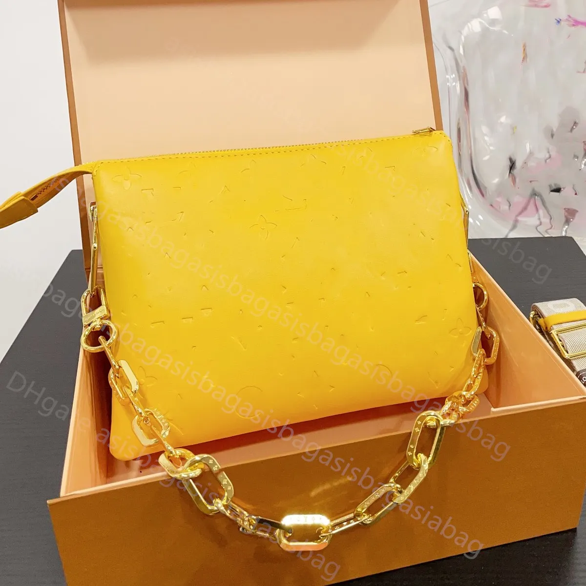 Mens designer chain wallet hotsell