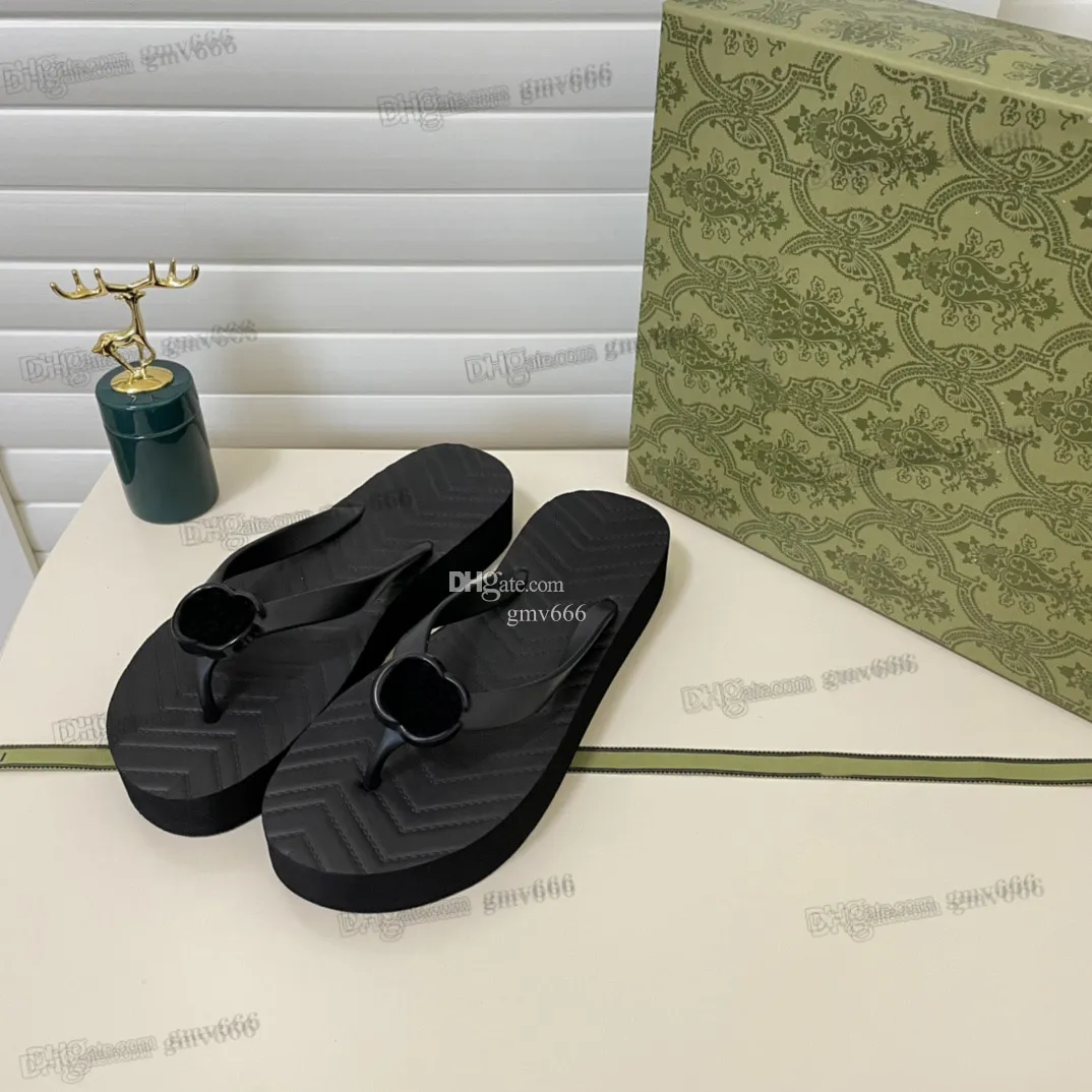 2023 Fashion Designer Slippers Ladies Flip Flops Simple Youth Sandals  Moccasin Shoes Suitable For Spring Summer And Autumn Hotels Beaches Other  Places Size 35 41 From 13,41 €