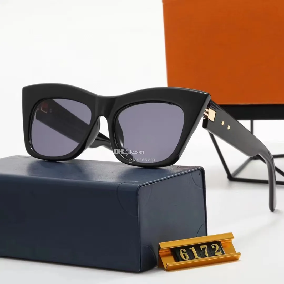 Modedesigner kattögon solglasögon för män och kvinnor svart vit leopard tryck ram slitage bekväma utomhus solglasögon rese strandsemester glasögon 050401