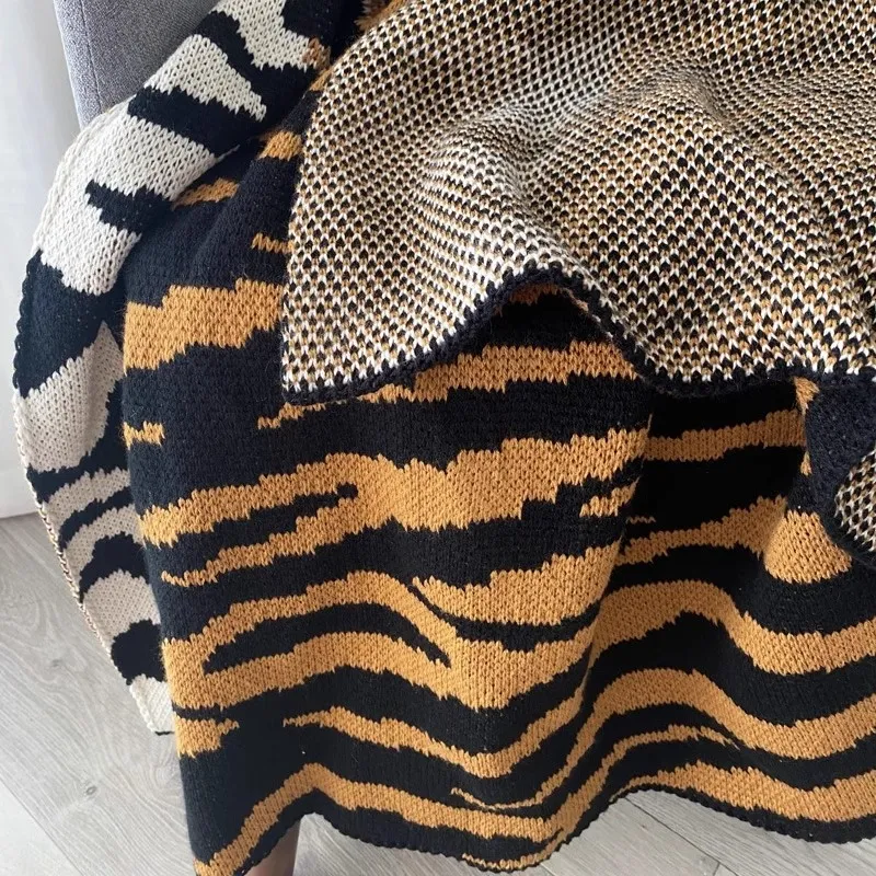 American Tiger Skin Coint Coet Sofa kocowa sofa z biurowym kocem drzemki koc ogonowy z kocem samochodu ręcznika