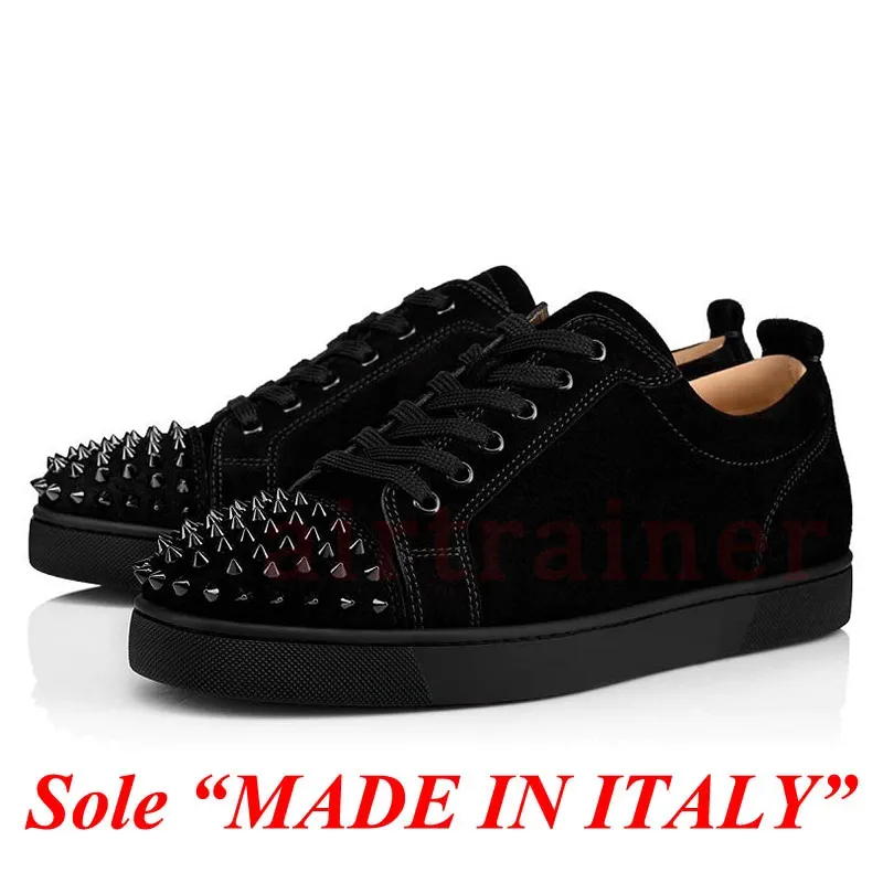 Red bottom hotsell sneakers spikes