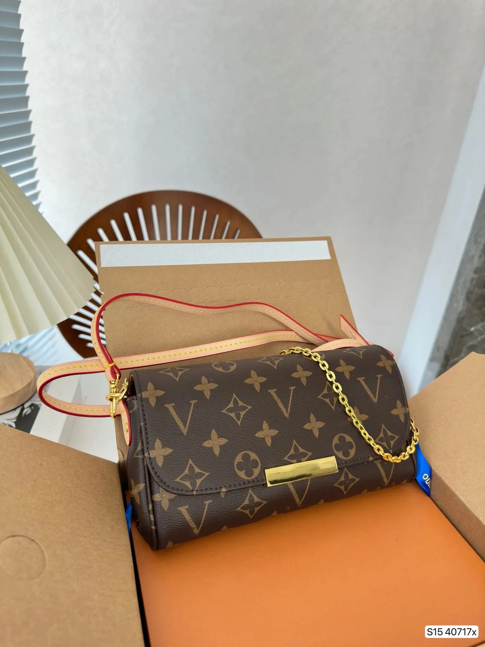 Luxury MM Bag With Serial Number And Chain Strap Fashionable