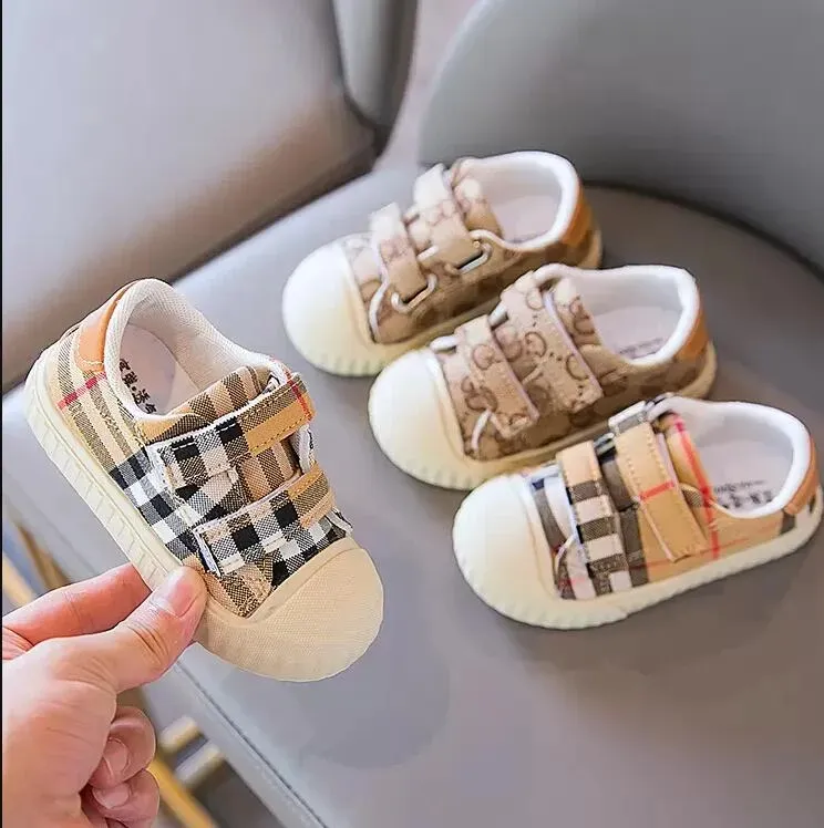 2023 spring Baby First Walkers Kid Shoes Infant Toddler Girls Boy Casual Mesh Soft Bottom Comfortable Non-slip printed letters cloth