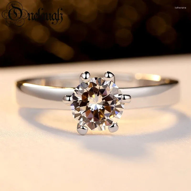 クラスターリングOnelaugh Classic Solitaire Engagement Ring 6 18Kゴールドカラー女性925シルバーシミュレーションダイヤモンドウェディング