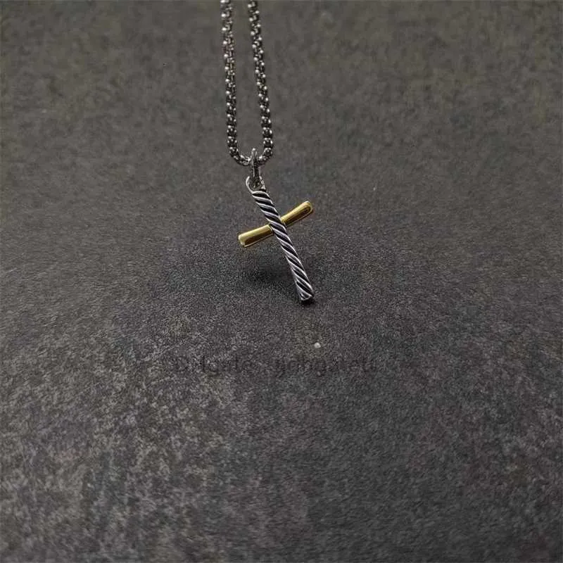 Cross Box Gold Chain Designer Fashion Luxury Necklaces Pendant Dy High Silver Quality Classic Retro Necklace Daily Match