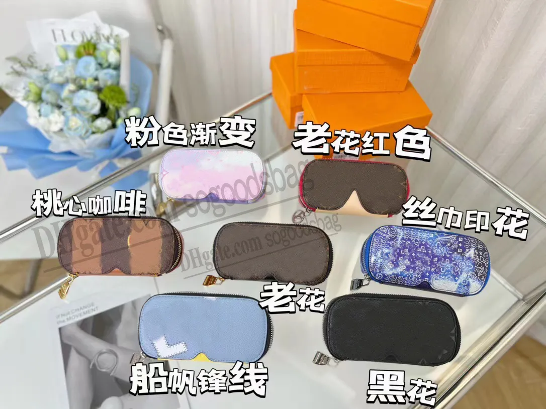 Designer Luxury Eyewear Case Women Bag Zipper Sunglasses Case 7-color Graffiti Reading Eyewear Case A variety of styles are available as gift bags