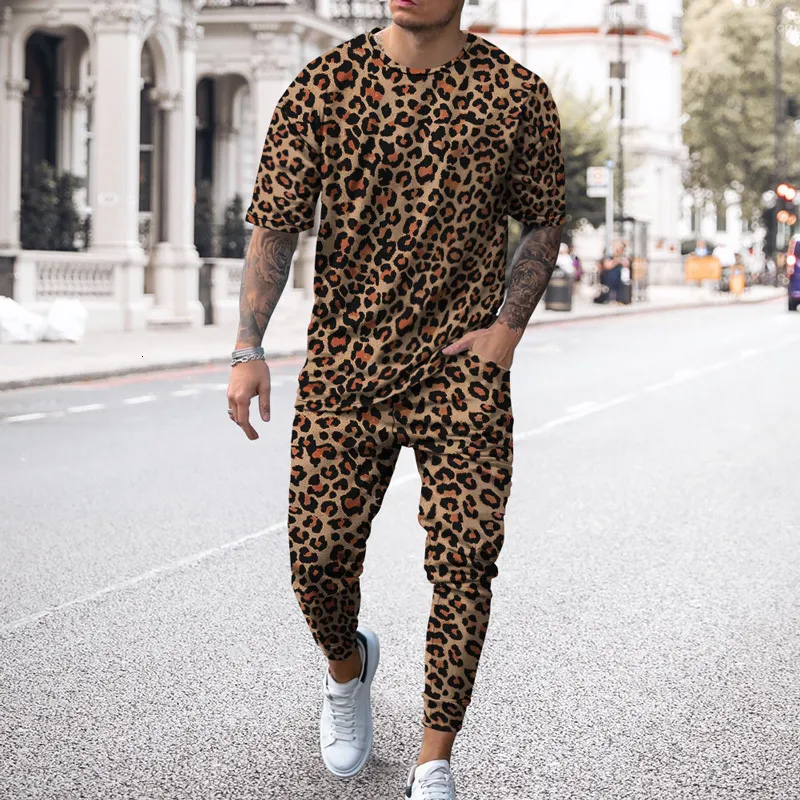 Heren tracksuits Leopard Print T -shirt broek Fashion Mens Streetwear Sports korte mouw T -shirtpants 2 pc's sets mannen tracksuit jogging 230413