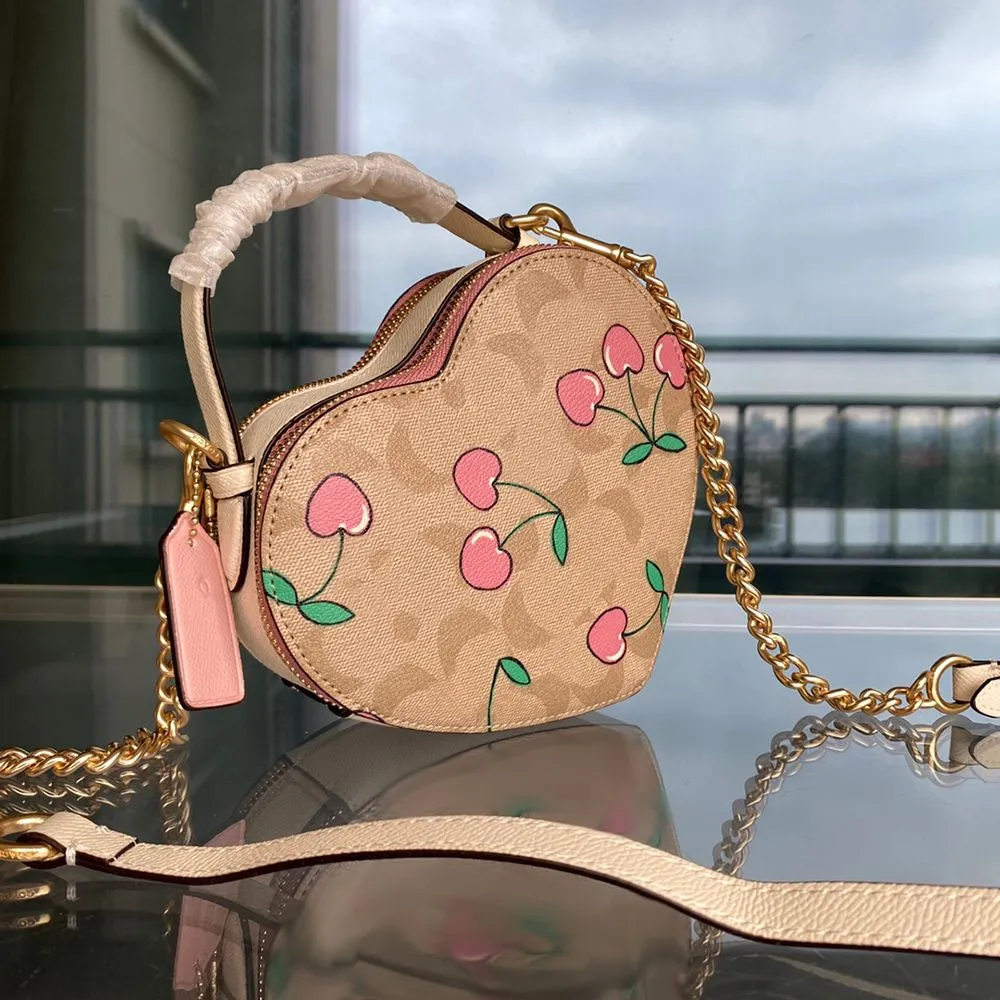Heart shaped Women s Crossbody Purses Premium Leather Handbags for Everyday Elegance 50 Off