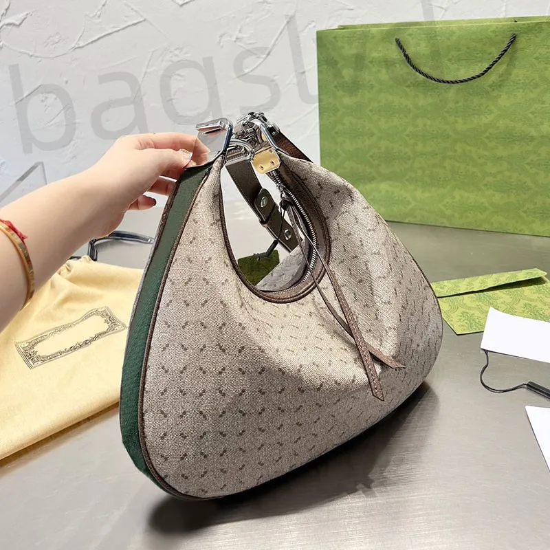 Sac de créateur de luxe sac fourre-tout Femme Sacs à bandoulière Crescent Bag Crossbody Half Moon Bags Sacs à main Croissant Bag Clutch Purse Flower Canvas Leather Red Green Strap