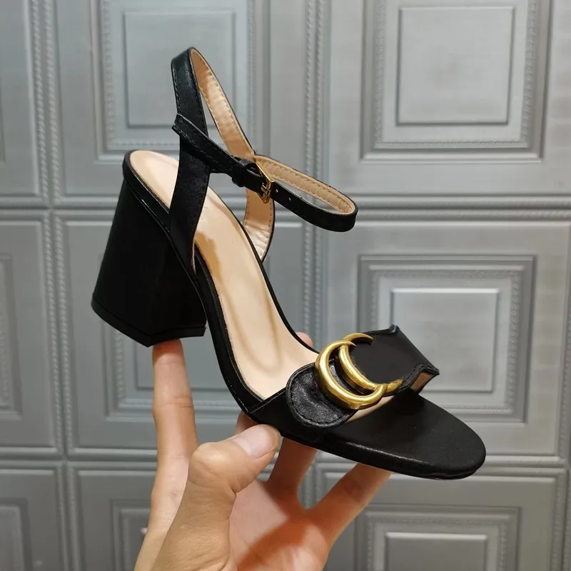 Sandales de luxe à talons épais pour femmes, chaussures en cuir véritable noir à talons hauts, grandes tailles 35-42, nouvelle collection