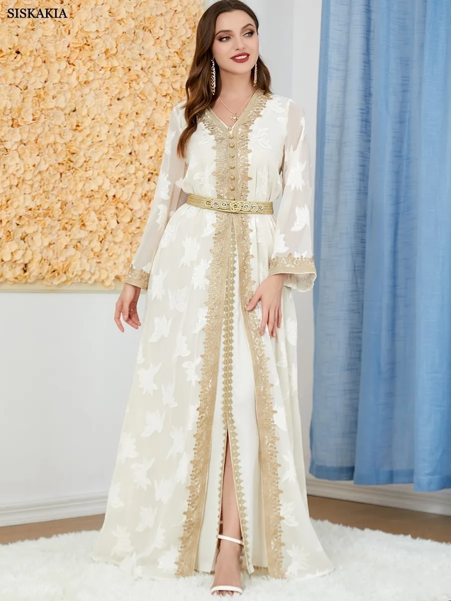 Etniska kläder Elegant Casual Women's Dresses Abayas för kvinnor Muslim 2 stycken Set Floral Embroidery Guipure Spets Insert Belted Kaftan 230412