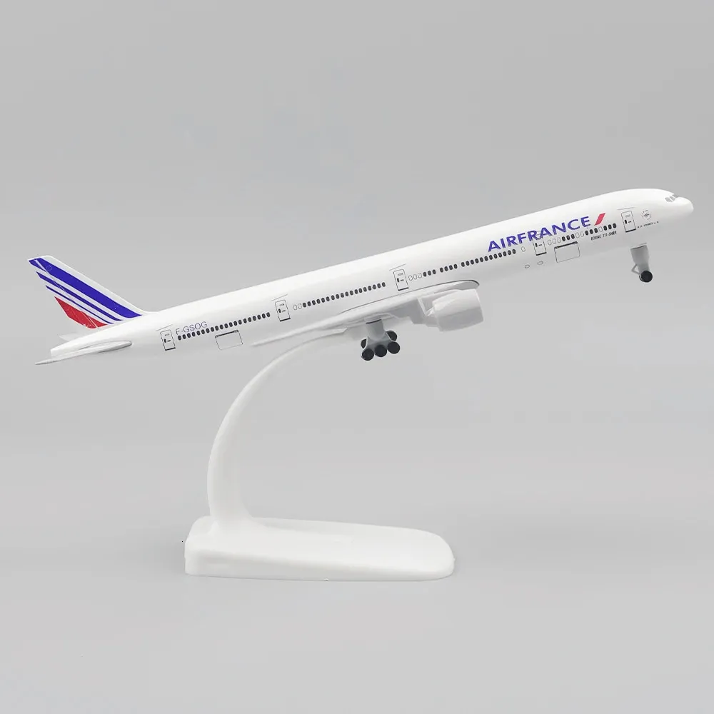 Modèle d'avion modèle en métal 20 cm 1 400 Air France Boeing 777 réplique avec train d'atterrissage alliage matériel Aviation Simulation cadeau 231113