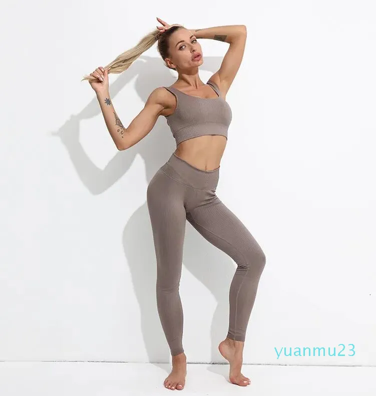 Yoga kläder Sport Set Women Seamless Gym S S träningskläder för kostym Fitness Sportwear 45 230406