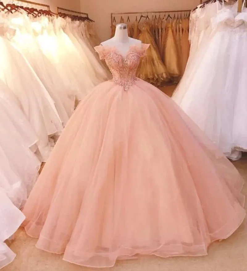 Quinceanera klänningar prinsessan kaskad ruffles crystal v-hal bollklänning med tyll plus size sweet 16 debutante party födelsedag vestidos de 15 anos 91