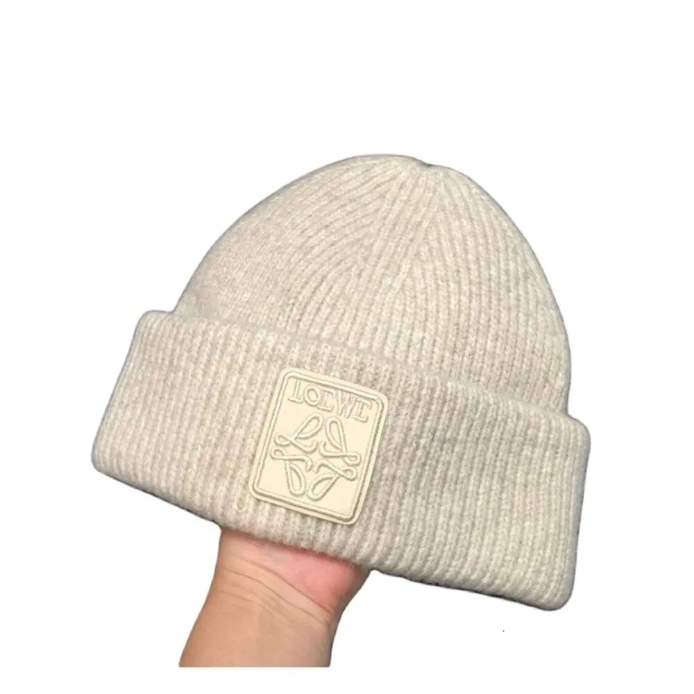 Lowewe Designer Beanie Hat Cappello lavorato a maglia per il tempo libero di alta qualità Designer Beanie Cap Cappello da uomo e da donna Cappello in cashmere con teschio Moda all'aperto