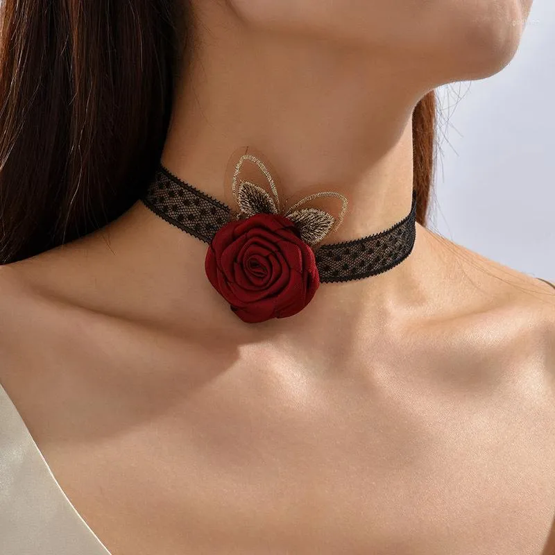 Choker elegant charm spetsband hals röda rosblommor halsband för kvinnor söt uttalande bröllop engagemang estetiska smycken gåva