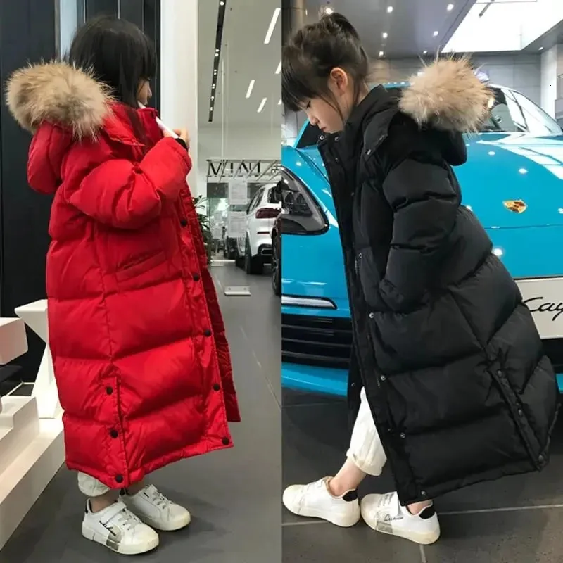 Пуховое пальто для мальчиков и девочек, куртка с меховым воротником на хлопковой подкладке, детские длинные корейские утепленные пальто выше колена, детские теплые парки с капюшоном 231113