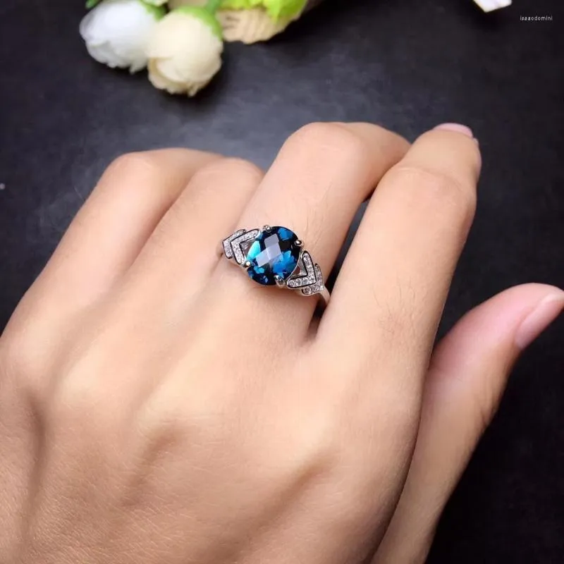 Anelli a grappolo Natural London Blue Topaz Gem Ring Gemstone S925 Argento Trendy Biforcazione Triangolo Gioielli da donna per feste da donna