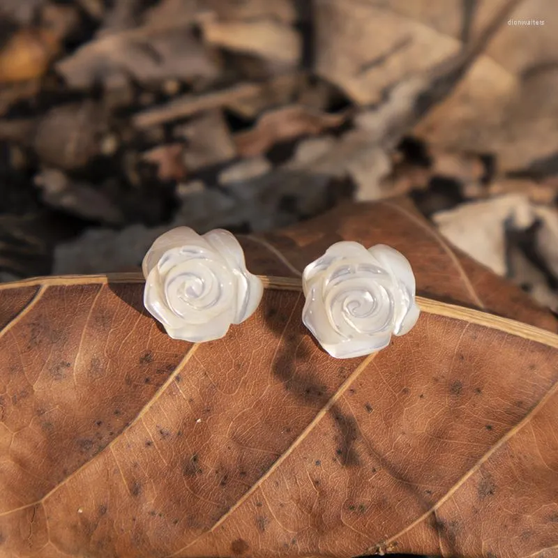 Stud -oorbellen Miqiao Natural Shell White Rose Flower sieraden voor vrouwen 925 Sterling Silver Hypoallergeen Fine Foury Female