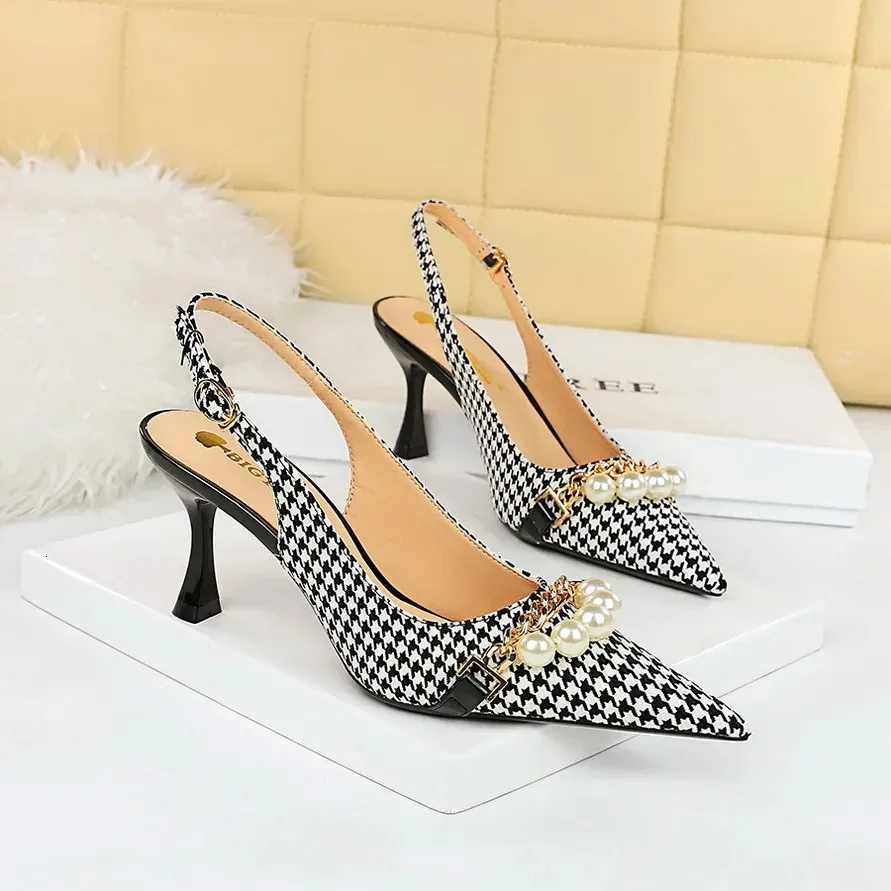 High Heels Women New Korean Style Pointed Shallow Mouth Thick Heel Fashion  Shoes Sapatos De Mujer 2023 - AliExpress